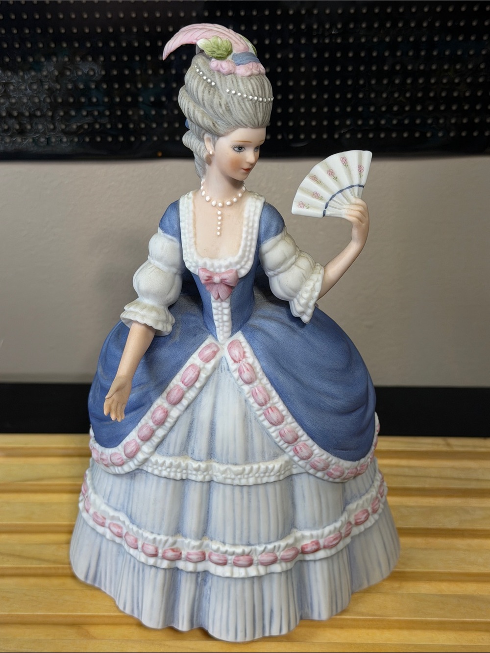 Lenox Porcelain Figurine Governors Garden Party. 9” tall